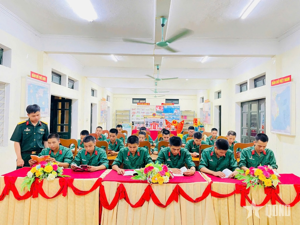 Sư đoàn 324 (Quân khu 4): Sôi nổi các hoạt động hưởng ứng Ngày sách và văn hóa đọc Việt Nam